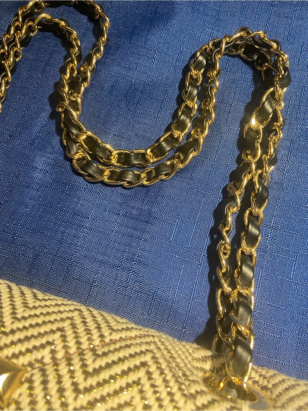 Aldo Chevron Chain Shoulder Bag - Beige & Gold - Picture 2 of 5